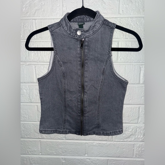 NWT WILD FABLE women’s zip up denim moto vest gray wash sz XXS ✨ - Picture 2 of 7